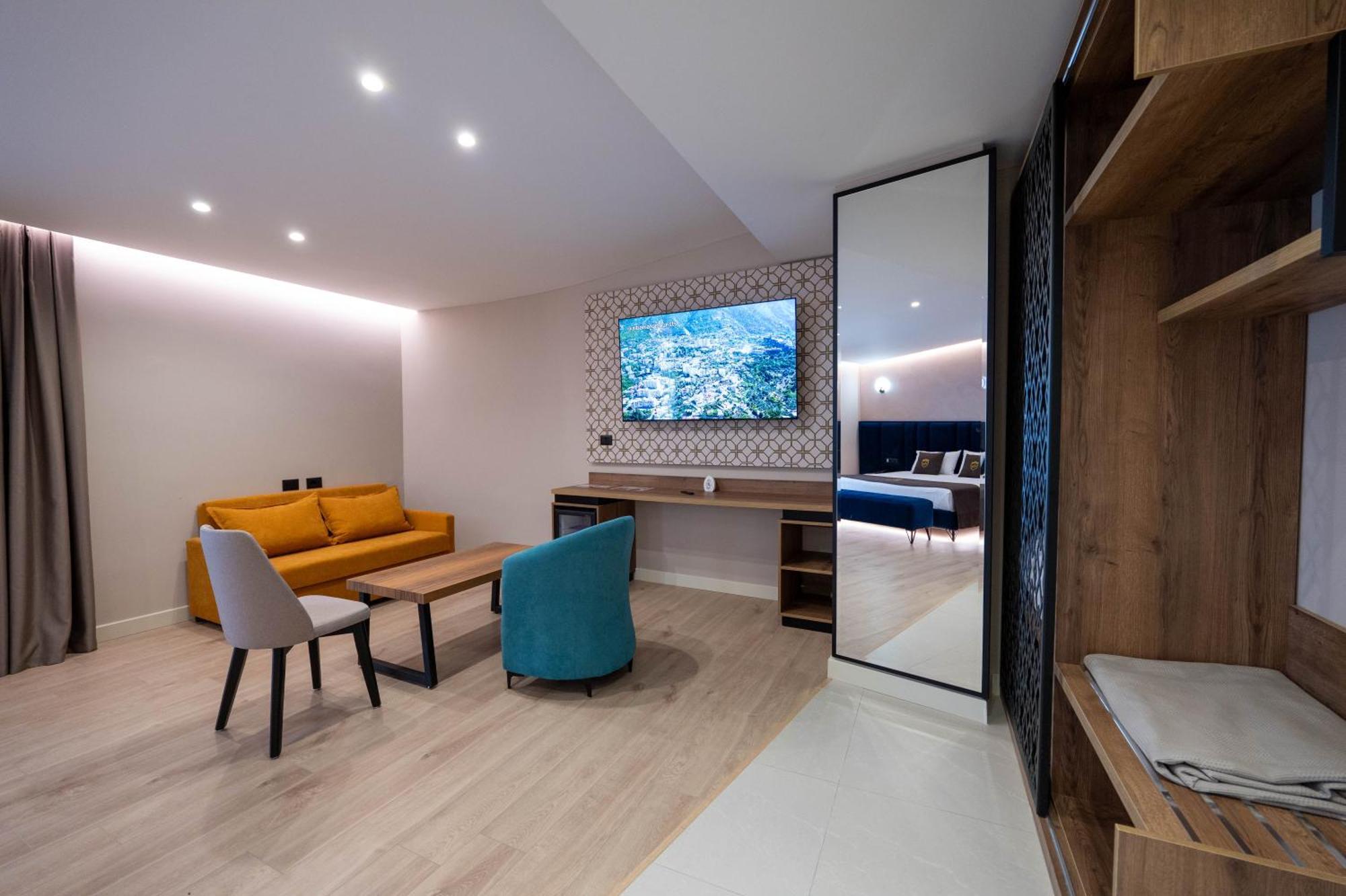 Hotel Dior Kruje Luaran gambar