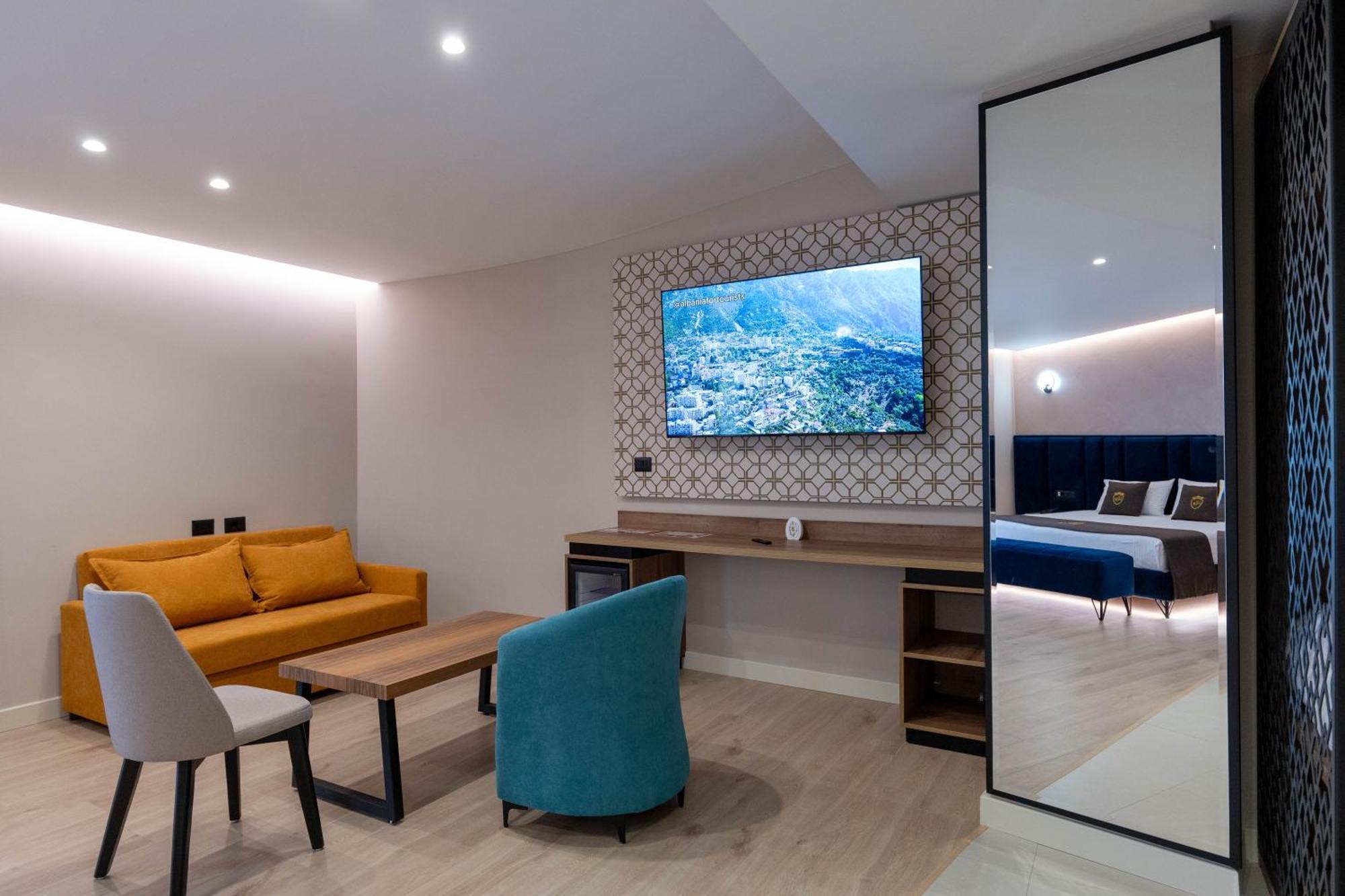 Hotel Dior Kruje Luaran gambar