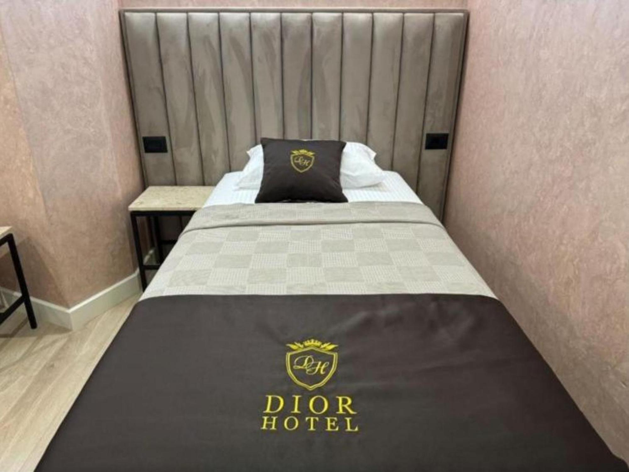 Hotel Dior Kruje Luaran gambar